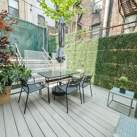 Spacious 4Br 2Ba Apt With Private Outdoor Space Uws New York Exterior photo