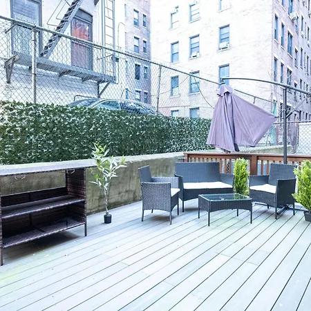 Spacious 4Br 2Ba Apt With Private Outdoor Space Uws New York Exterior photo